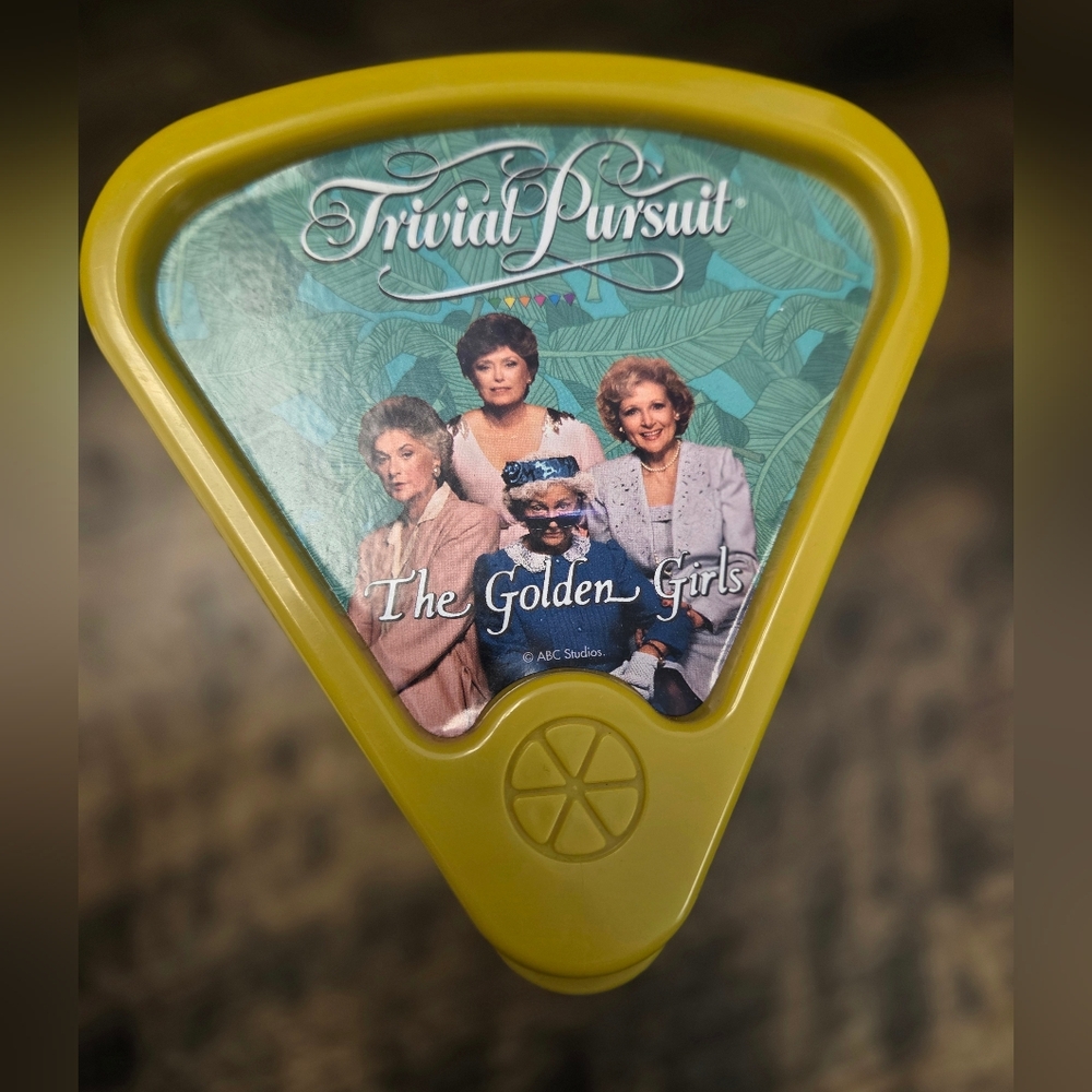 Trivial Pursuit The Golden Girls Game, New W.o Box, Sealed Cards